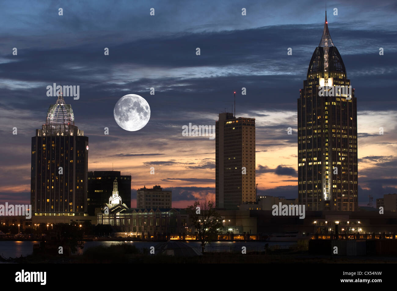 RSA BATTAGLIA Tower House Building skyline del centro Mobile in Alabama USA Foto Stock