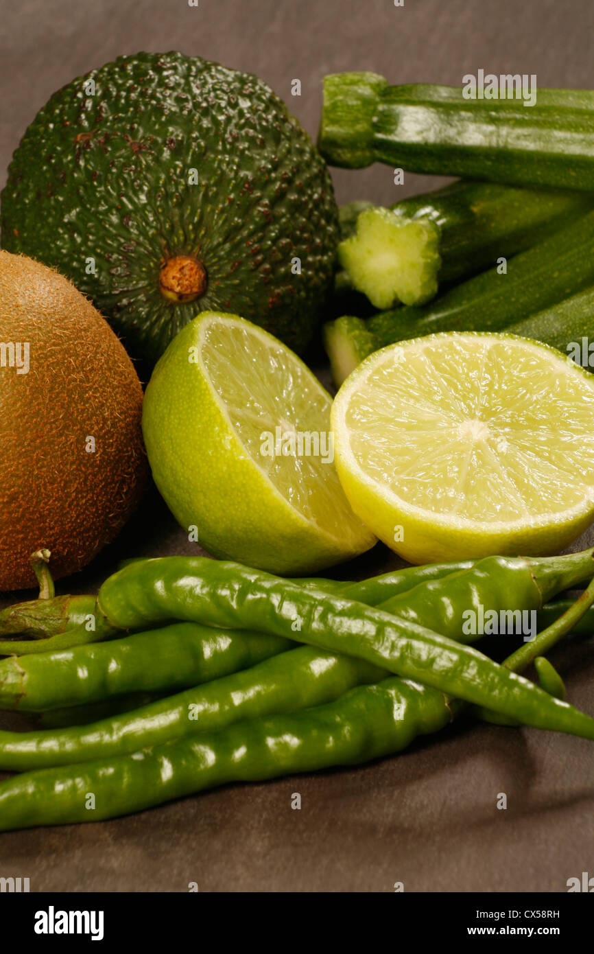 Il verde di frutta e verdura Foto Stock