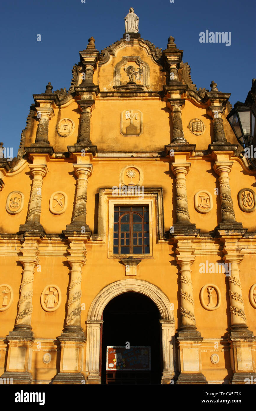 La Iglesia de La Recoleccion Leon, Nicaragua america centrale Foto Stock