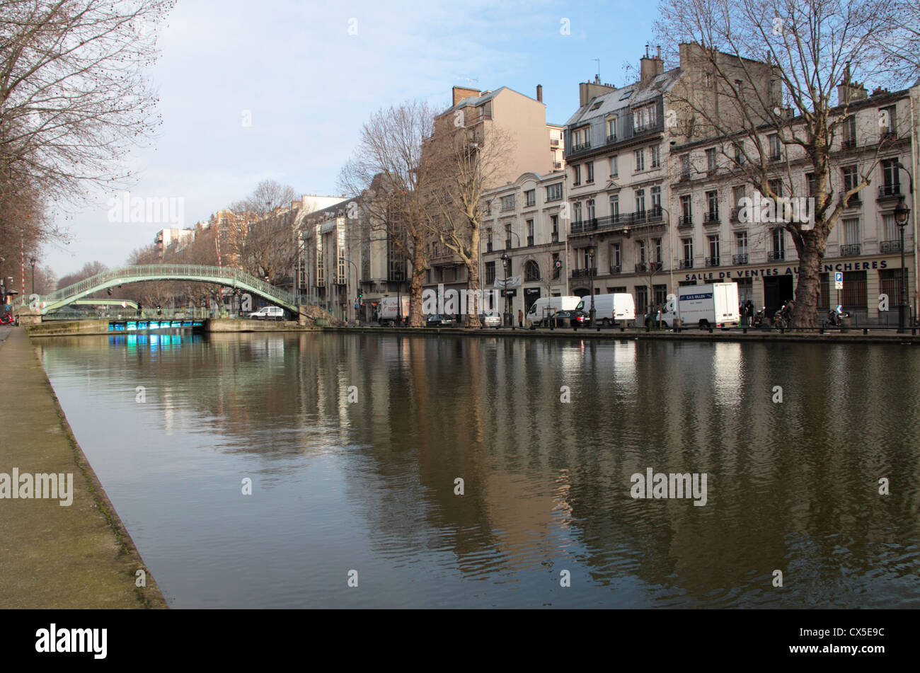 Canal Saint Martin, 10th Arrondissement, Parigi, Ile de France, Francia Foto Stock