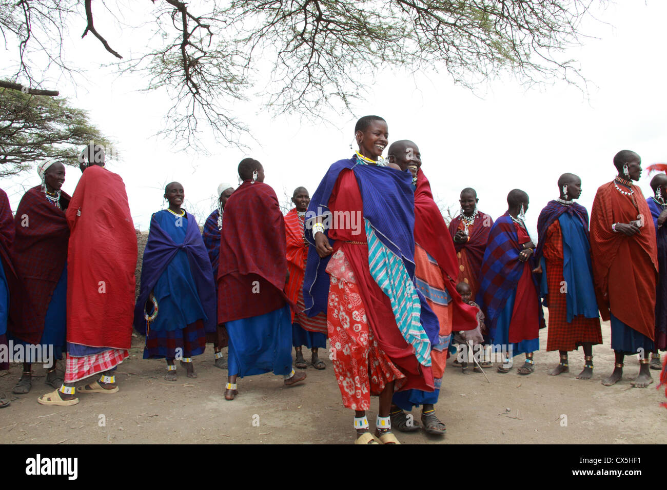 Il popolo Maasai, Serengeti National Park, Tanzania Africa Foto Stock