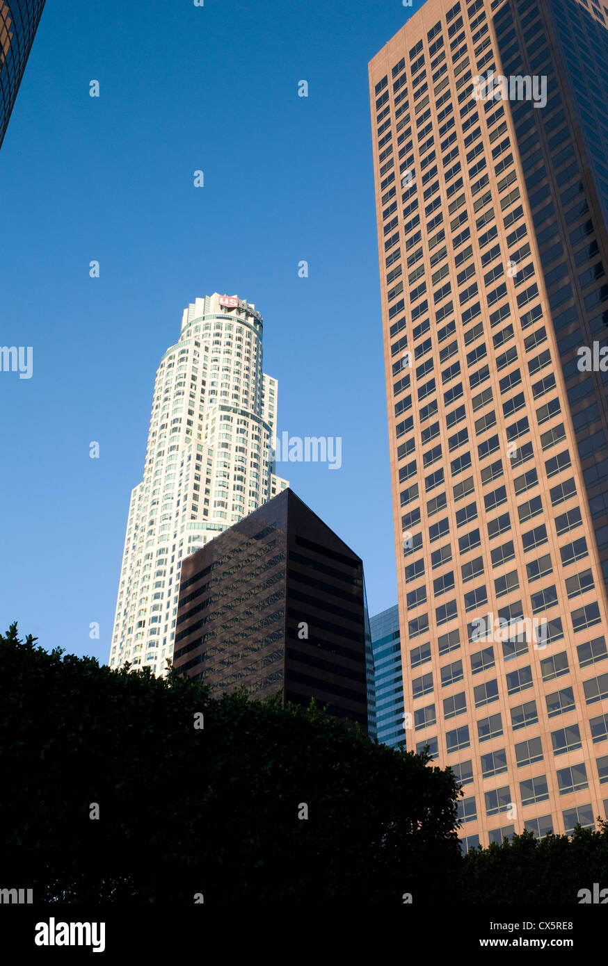 Stati Uniti Torre della banca 633 W 5a St, Los Angeles, CA 90071, USA In autunno sunshineTaken da Bunker Hill, nel centro cittadino Foto Stock