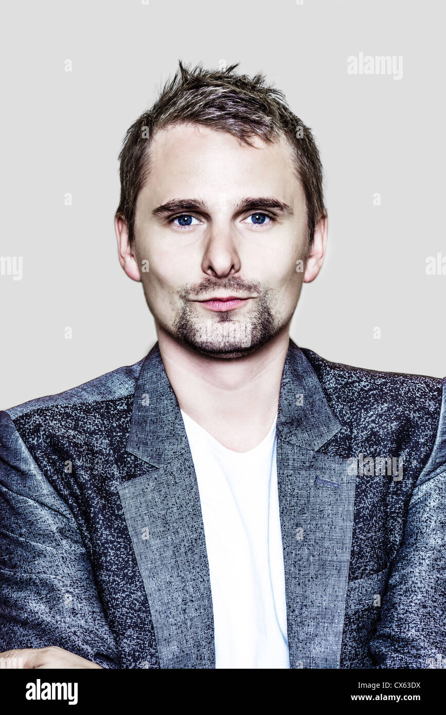 Parigi, Francia - Luglio 04, 2012: ritratto del rock inglese Musa Gruppo cantante Matthew Bellamy a Parigi il 4 luglio 2012 Foto Stock