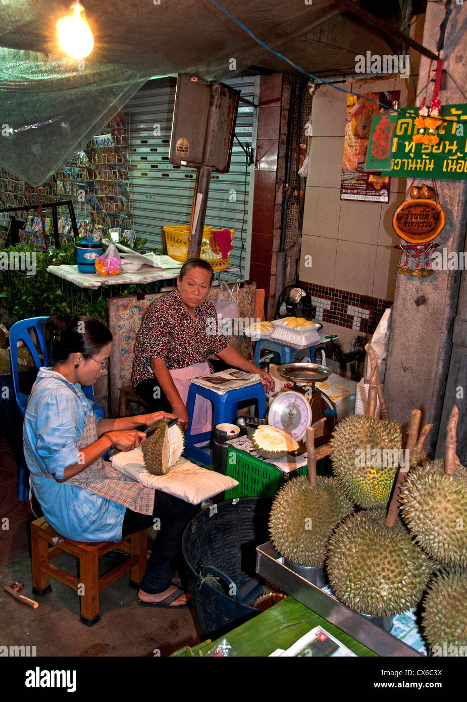 Durian per la vendita di Bangkok tailandese tailandia Chinatown Foto Stock