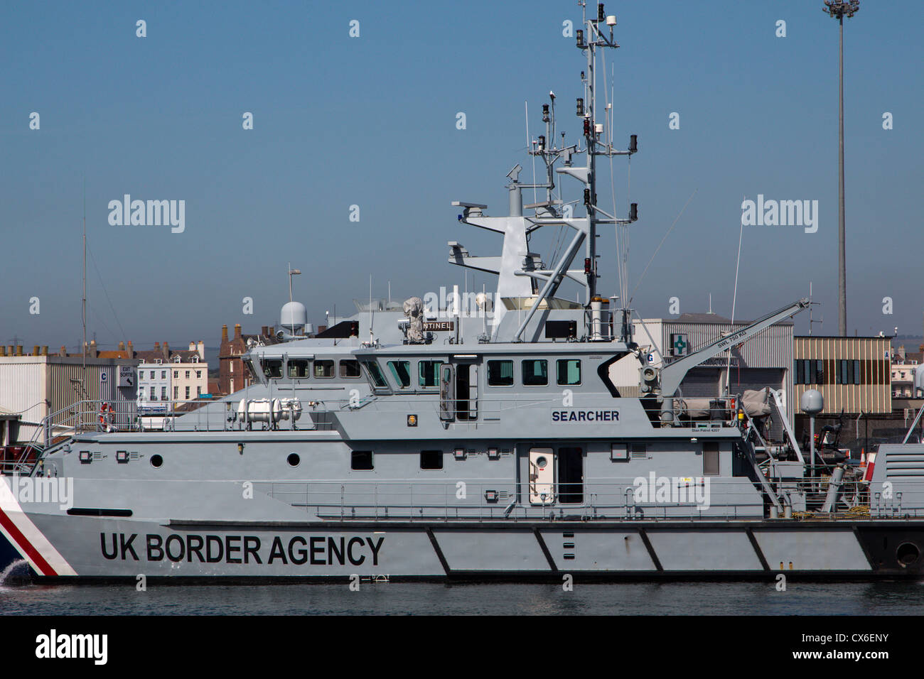 Fresa HM Searcher - Damen Stan Patrol 4207, commissionato 2002 weymouth harbour Inghilterra Regno Unito Foto Stock