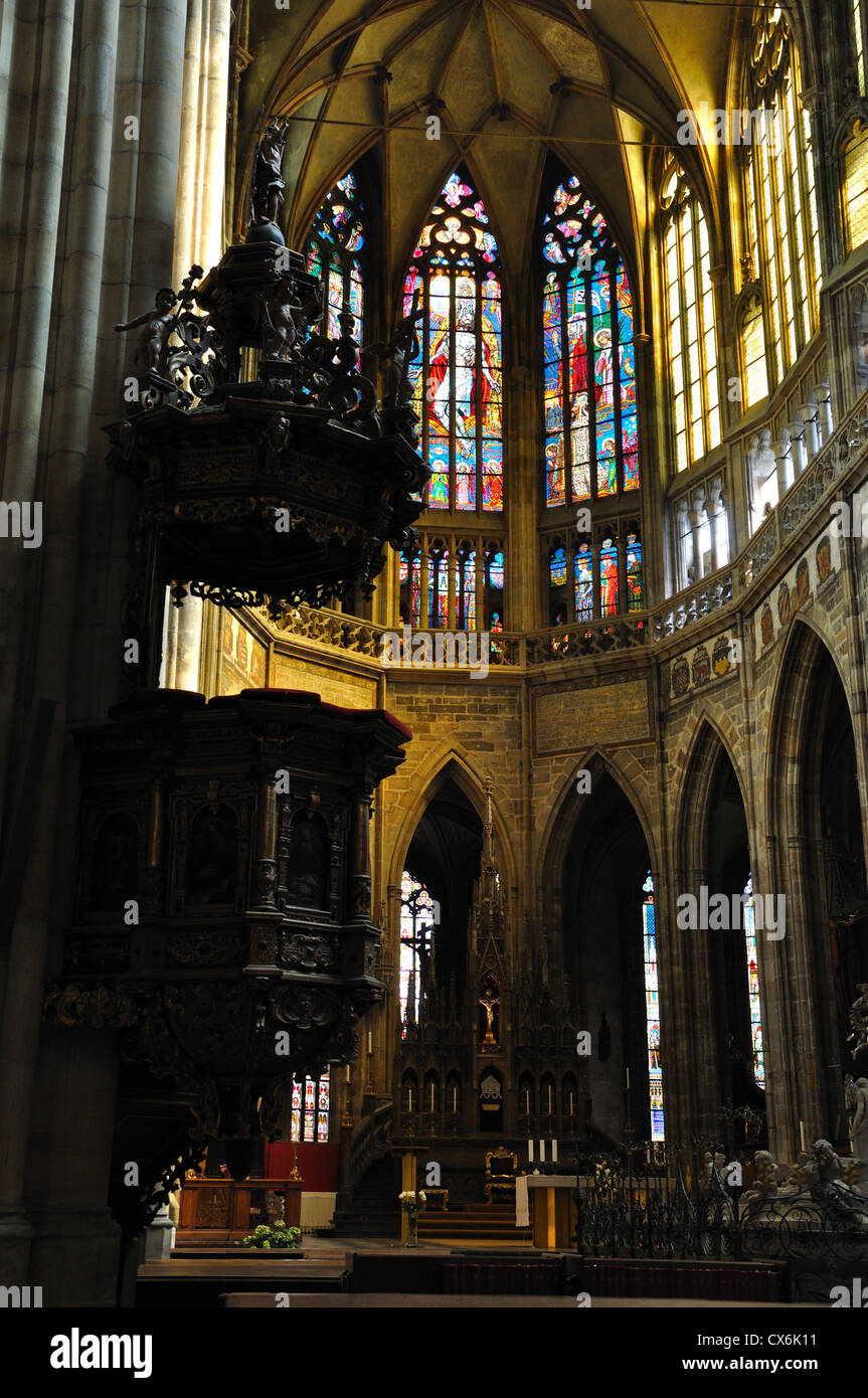 Il coro di San Vito la cattedrale e il Castello di Praga,Praga, Repubblica Ceca Foto Stock