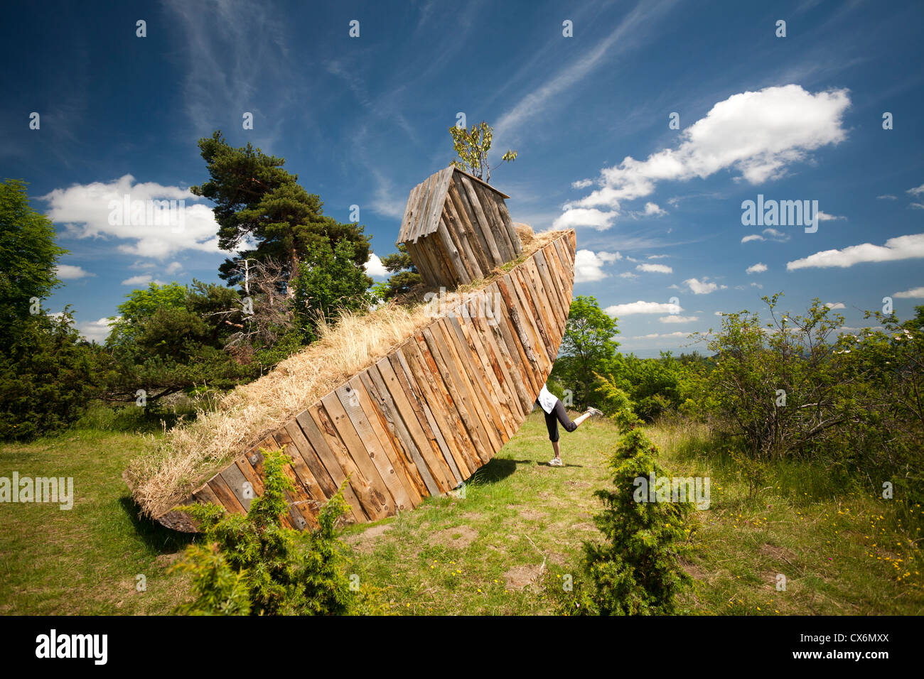 La Land Art il lavoro denominato "" basculante, effettuata da Marion Orfila, il francese artista visivo. Foto Stock