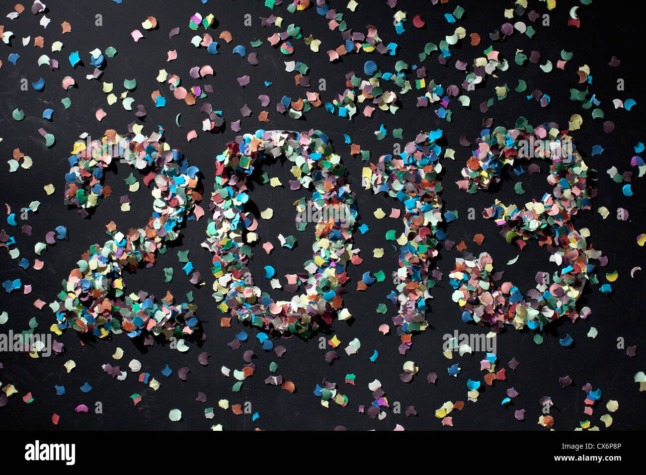 L'anno 2013 sillabato con coriandoli Foto Stock