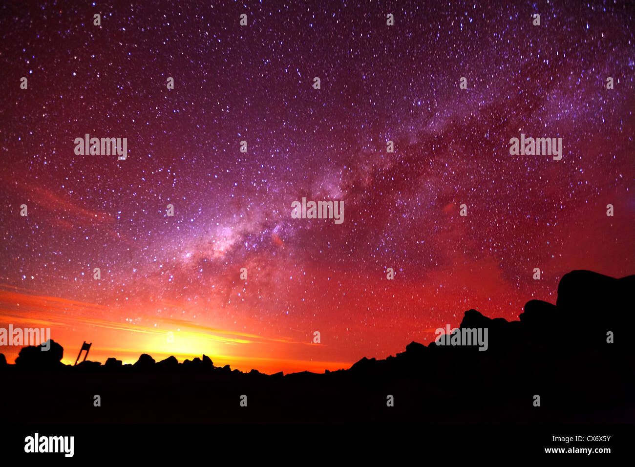 La Via Lattea il colpo da 5000m di altitudine sul Vulcano Chimborazo in Ecuador Foto Stock