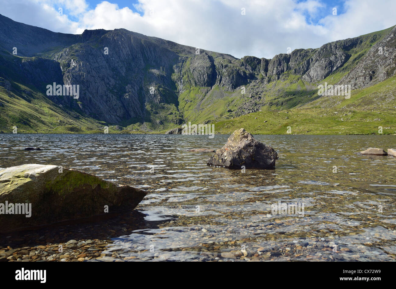 Llyn Idwal Snowdonial Galles del Nord Foto Stock