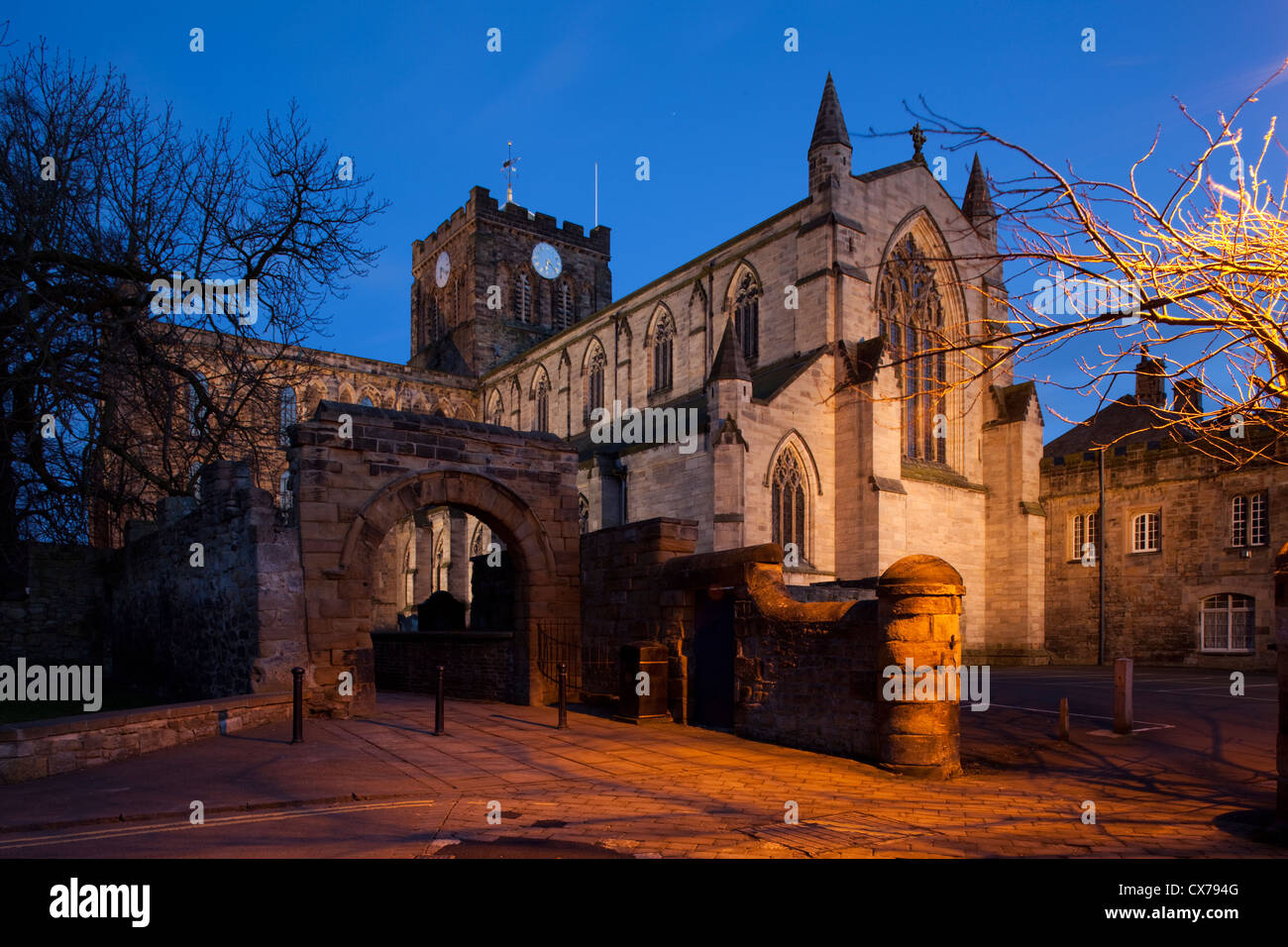 Hexham Abbey in Northumberland di notte Foto Stock