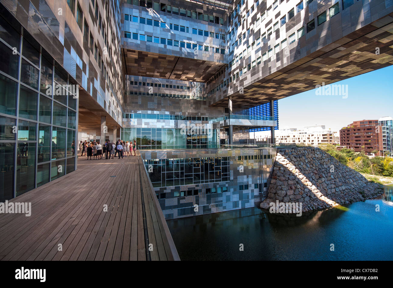 La nuova City Hall progettata da Jean Nouvel e situato nel cuore di Port Marianne, Montpellier, Francia meridionale Foto Stock