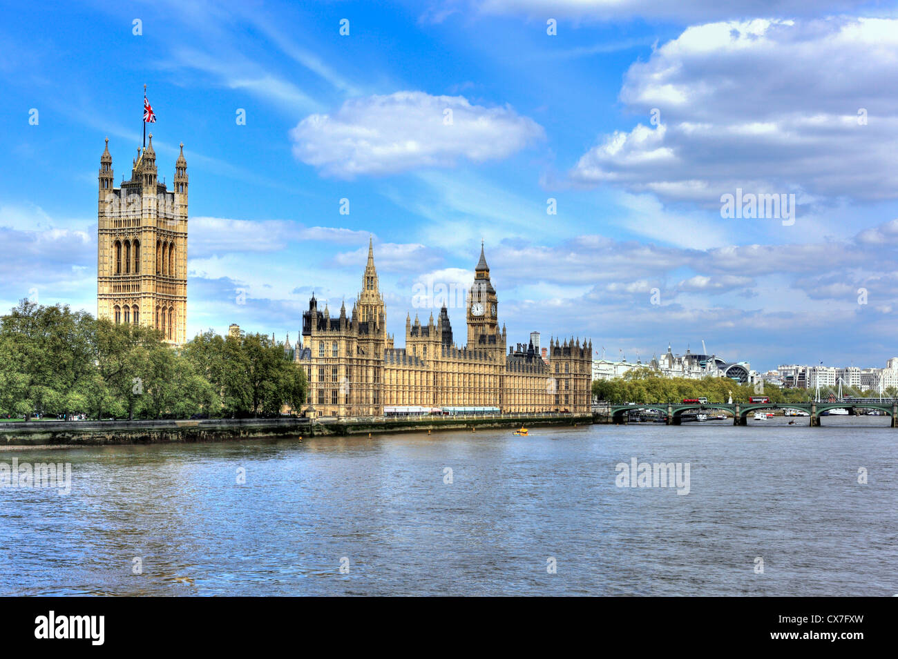 Il Palazzo di Westminster e il Big Ben (sede del Parlamento), London, Regno Unito Foto Stock