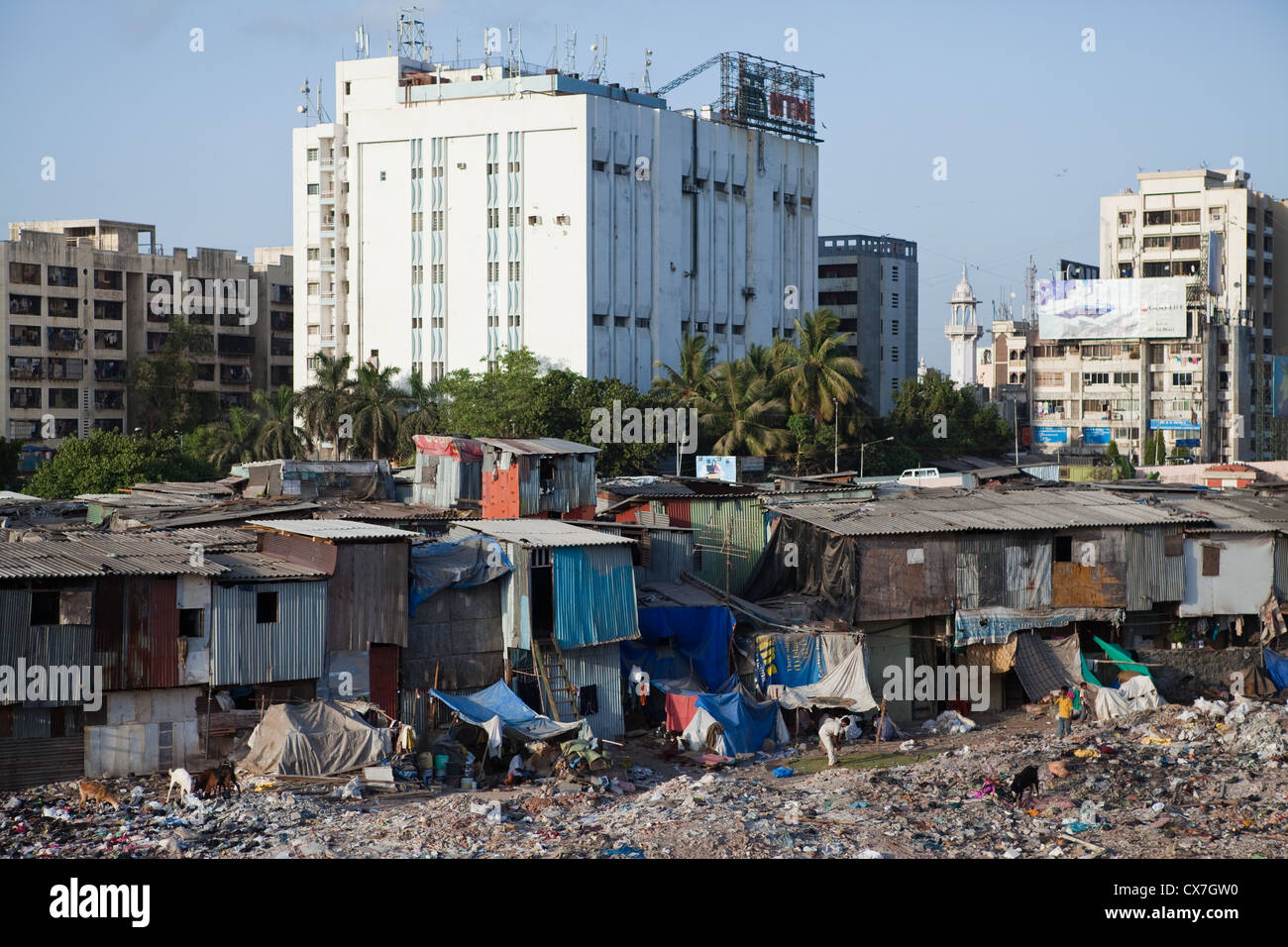 La baraccopoli di Mumbai, India Foto Stock