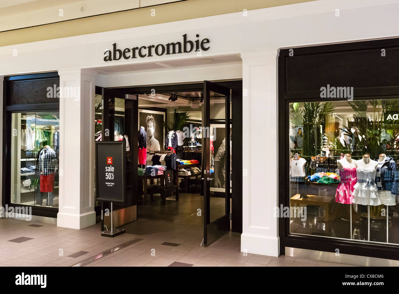 Abercrombie milano immagini e fotografie stock ad alta risoluzione