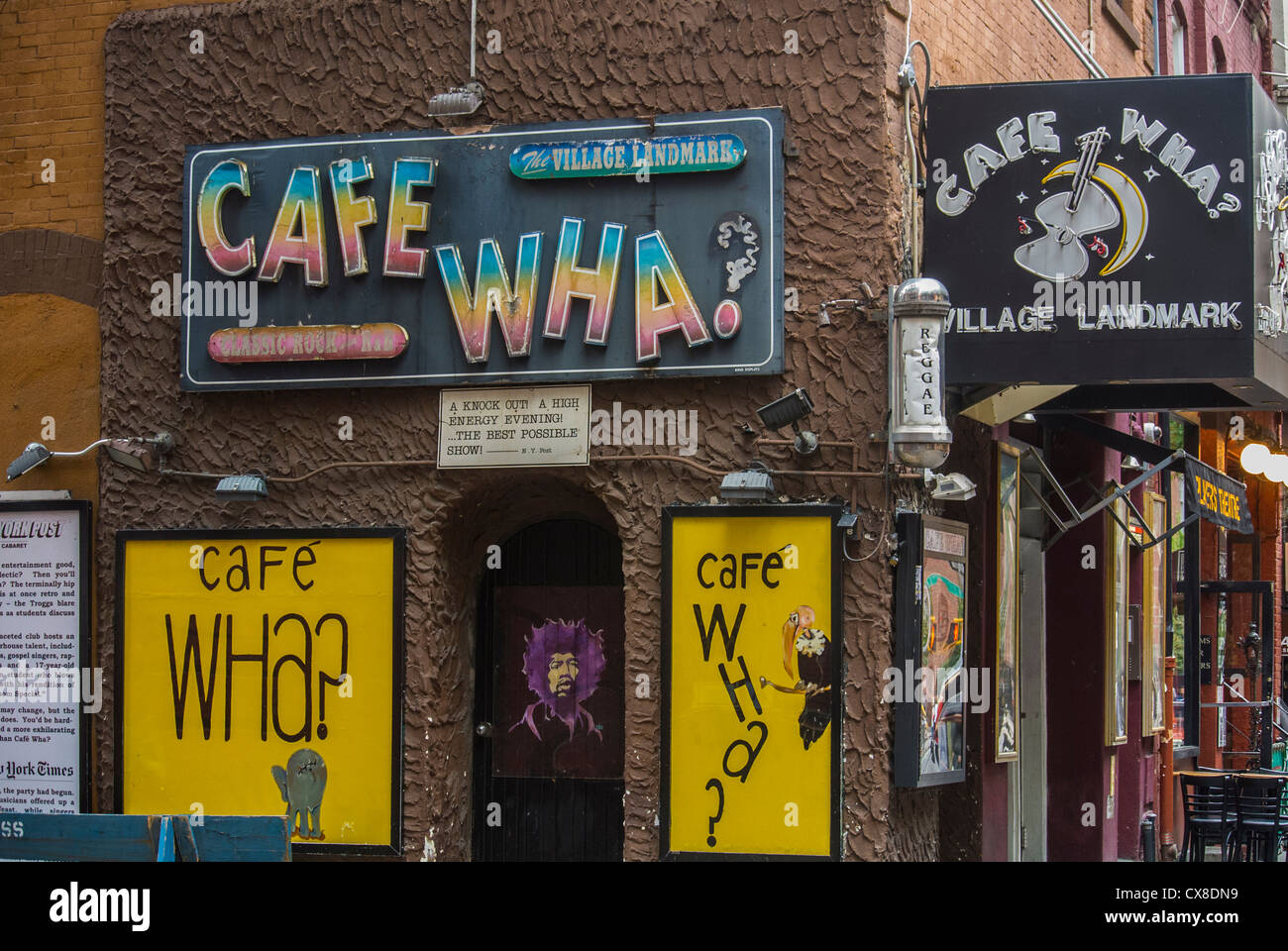 New York City, New York, Stati Uniti, Close Up, Greenwich Village, American Bar, scena 'Cafe Wha', cartello, su MacDougal St., Manhattan West Village nyc Foto Stock New York City, New York, Stati Uniti, Close Up, Greenwich Village, American Bar, scena 'Cafe Wha', cartello, su MacDougal St., Manhattan West Village nyc Foto Stock