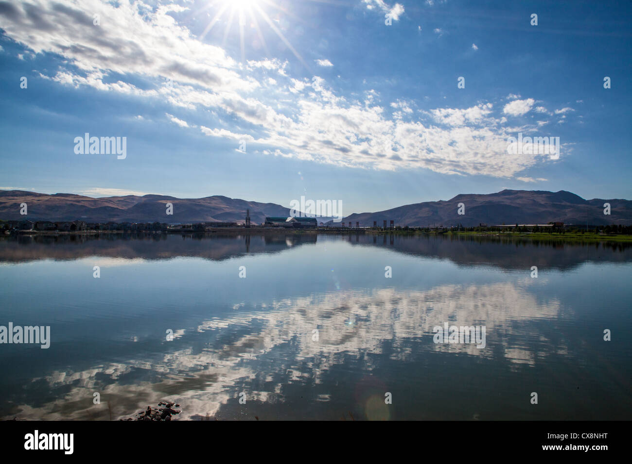 La formazione di scintille Marina Parco Lago in scintille Nevada Foto Stock