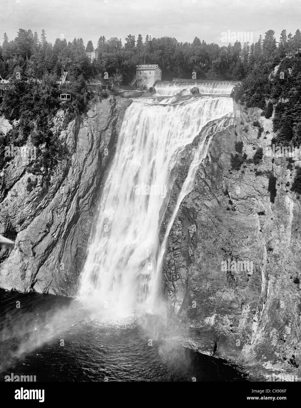 Montmorency Falls (vicino a vista da sopra), Quebec, Canada Foto Stock