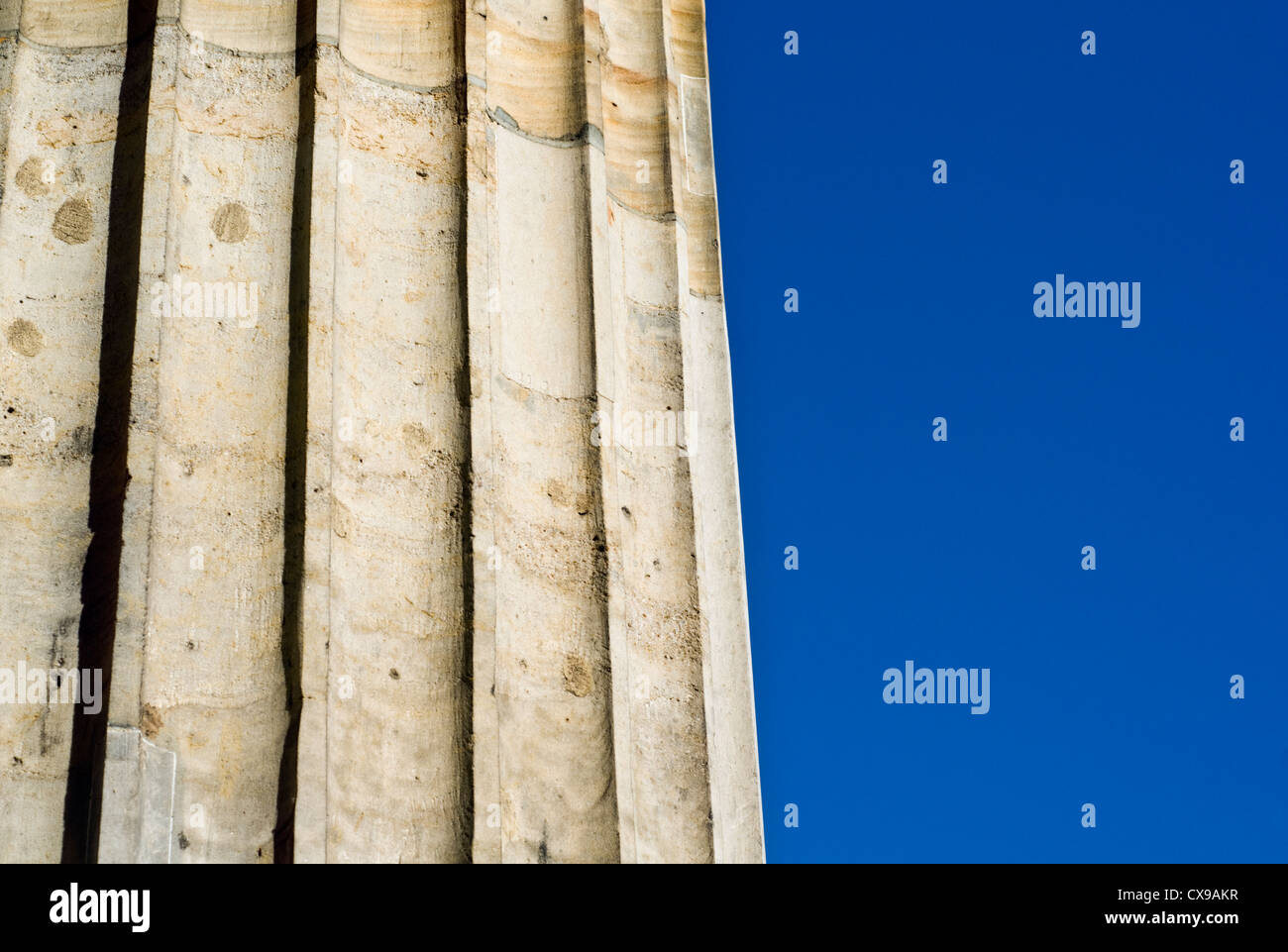 Dettaglio di un pilastro al di fuori la Konzerthaus concert hall Situato sulla Gendarmenmarkt a Berlino, Germania Foto Stock