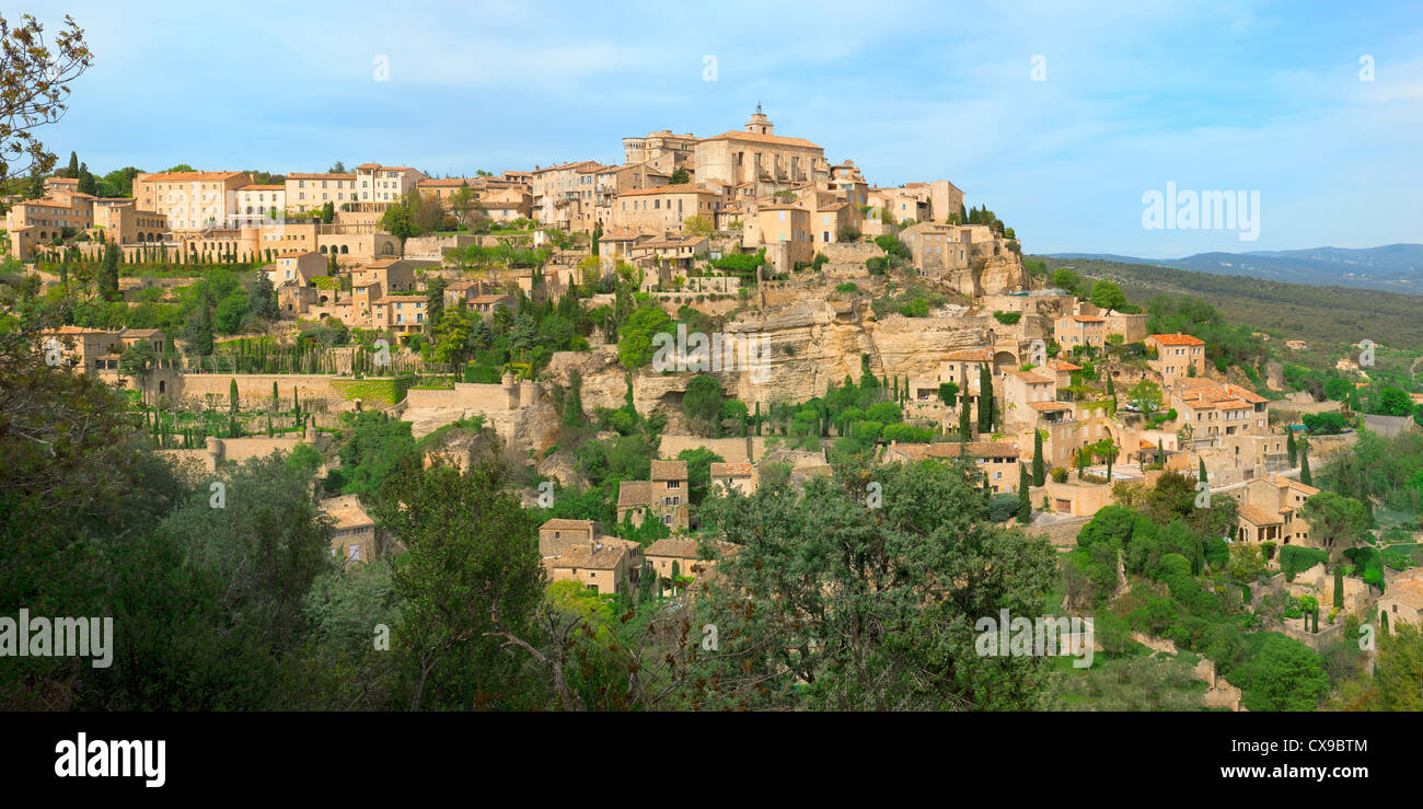 Vista su Gordes village, Vaucluse Provence, Francia Foto Stock