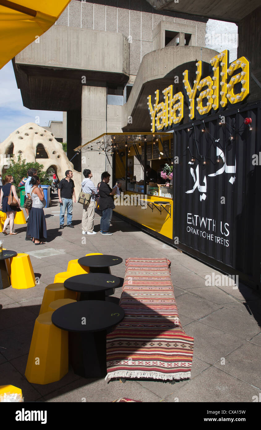 Yalla Yalla libanesi Street Food Cucina South Bank di Londra Foto Stock