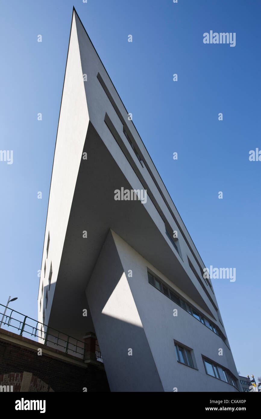 Zaha Hadid progettato appartamenti, Spittelau, Vienna, Austria, Europa Foto Stock