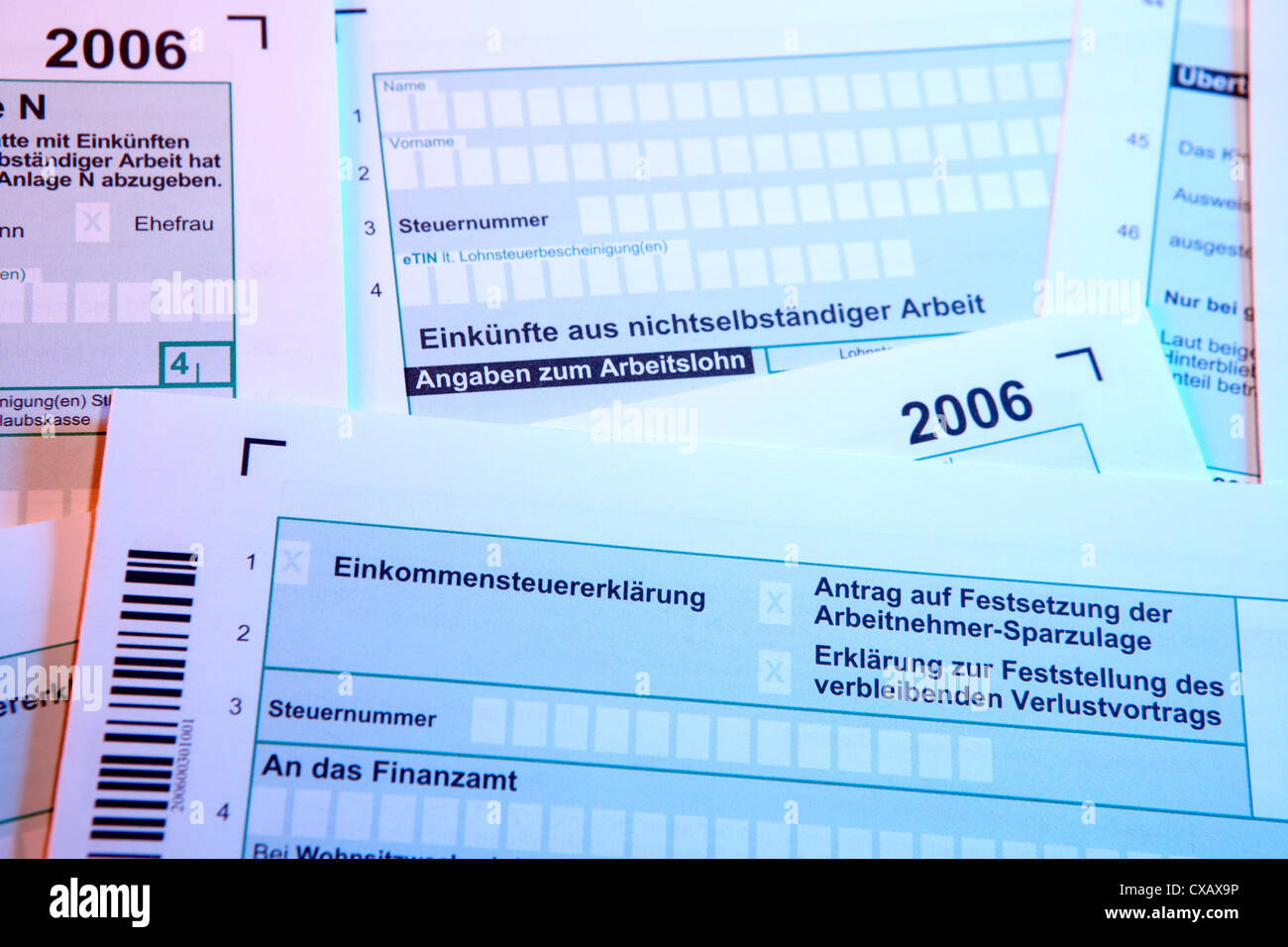 Berlino, moduli per la dichiarazione dei redditi per l'anno 2006 Foto Stock