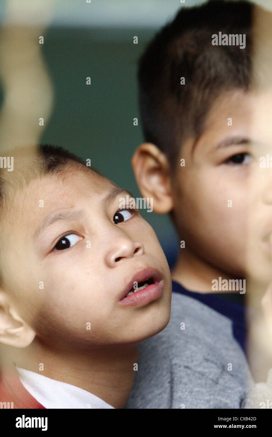 Il Vietnam, centro per bambini portatori di handicap mentali Foto Stock