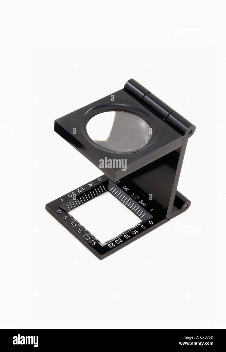 Lente di ingrandimento in isolati. Foto Stock