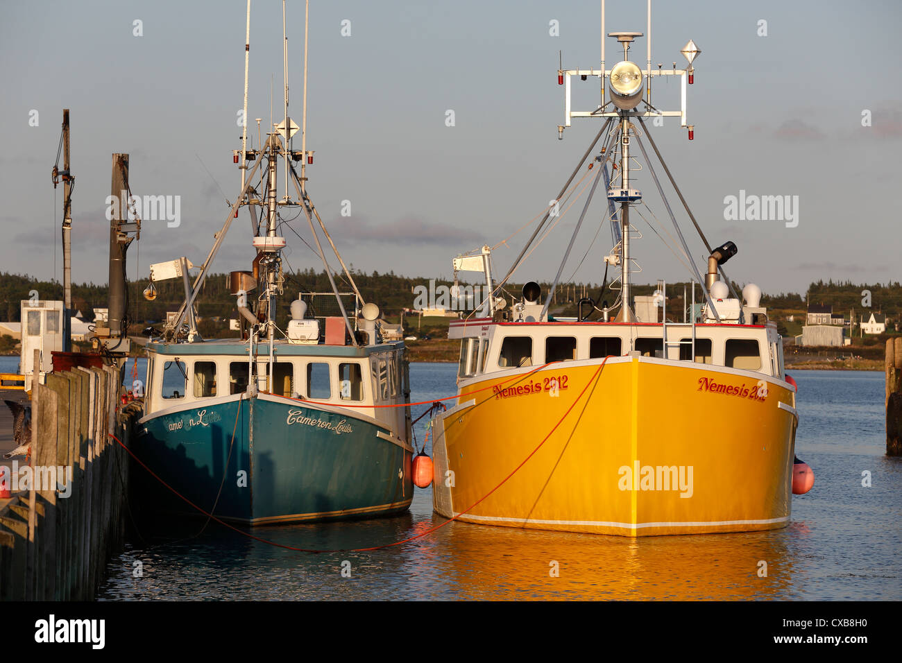 Barche da pesca, West Pubnico, Nova Scotia, Canada Foto Stock