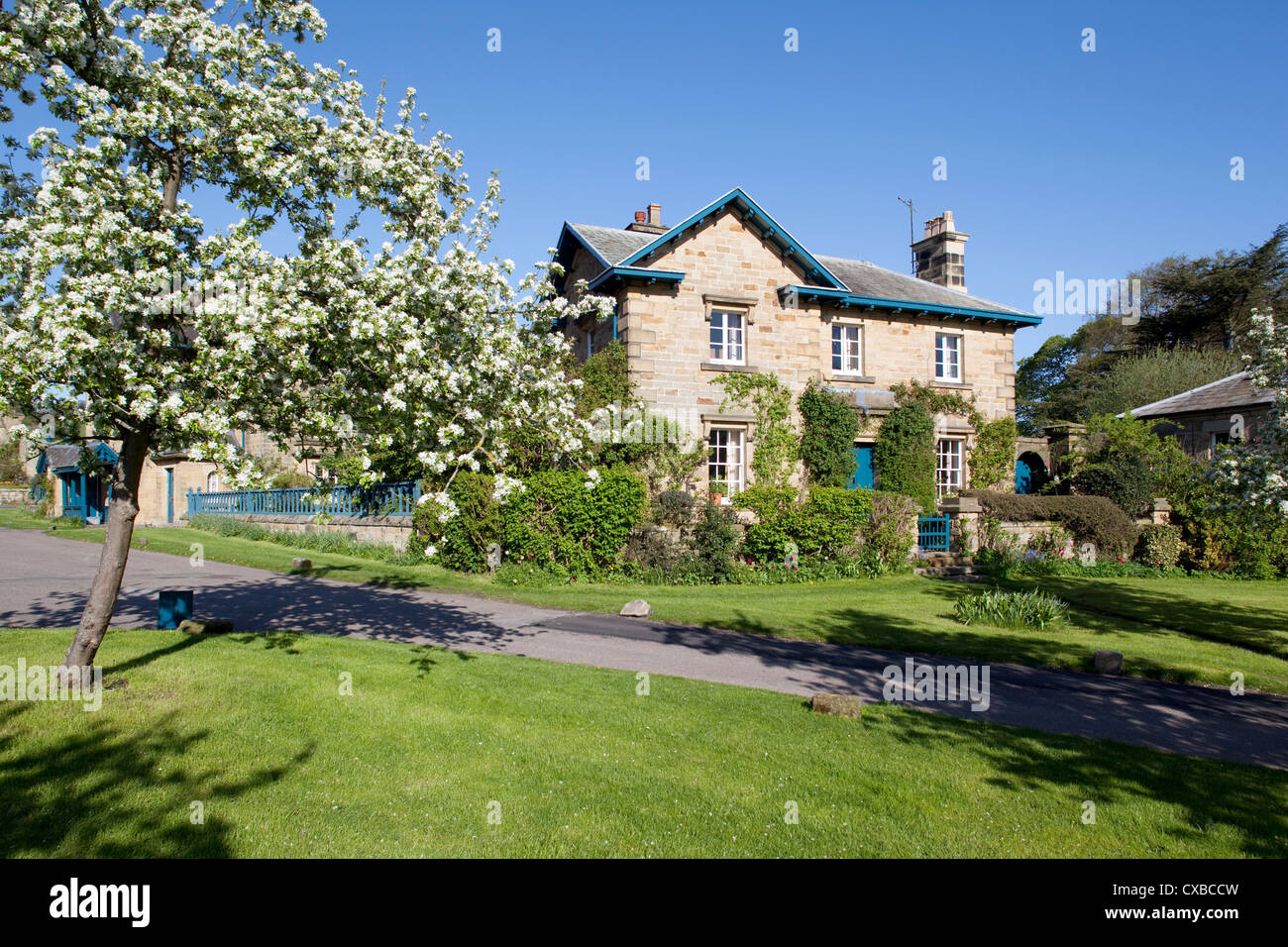 Villaggio di Edensor, Chatsworth station wagon, Derbyshire, England, Regno Unito, Europa Foto Stock