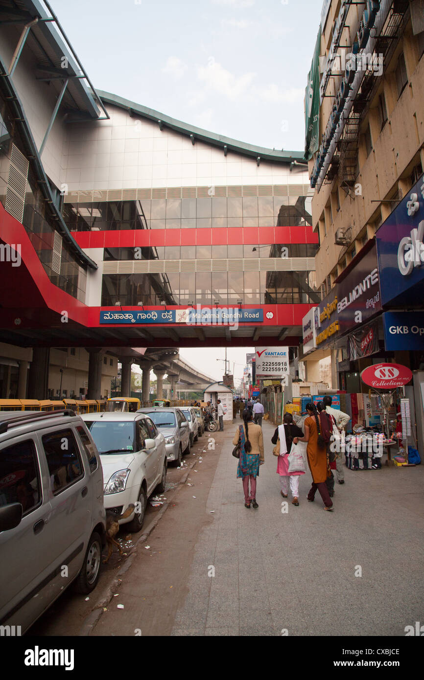 Il Mahatma Gandhi Road, Bangalore, India Foto Stock