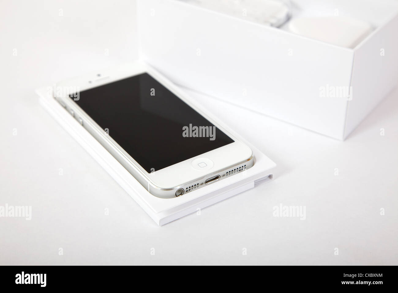 Nuovo iphone 5 rilasciato da Apple settembre 2012. Foto Stock