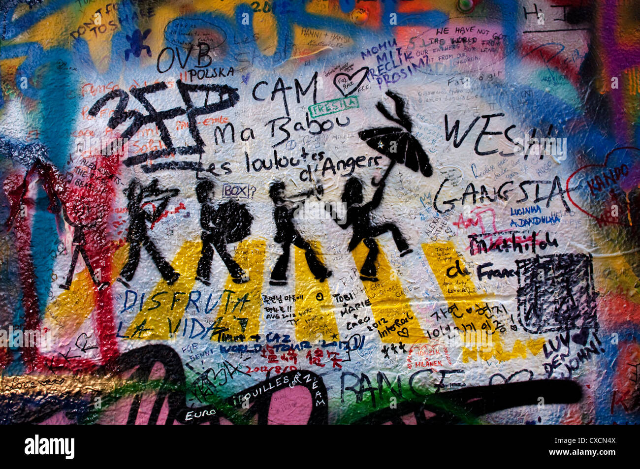 Dettaglio di un famoso muro di Lennon a Praga Foto Stock