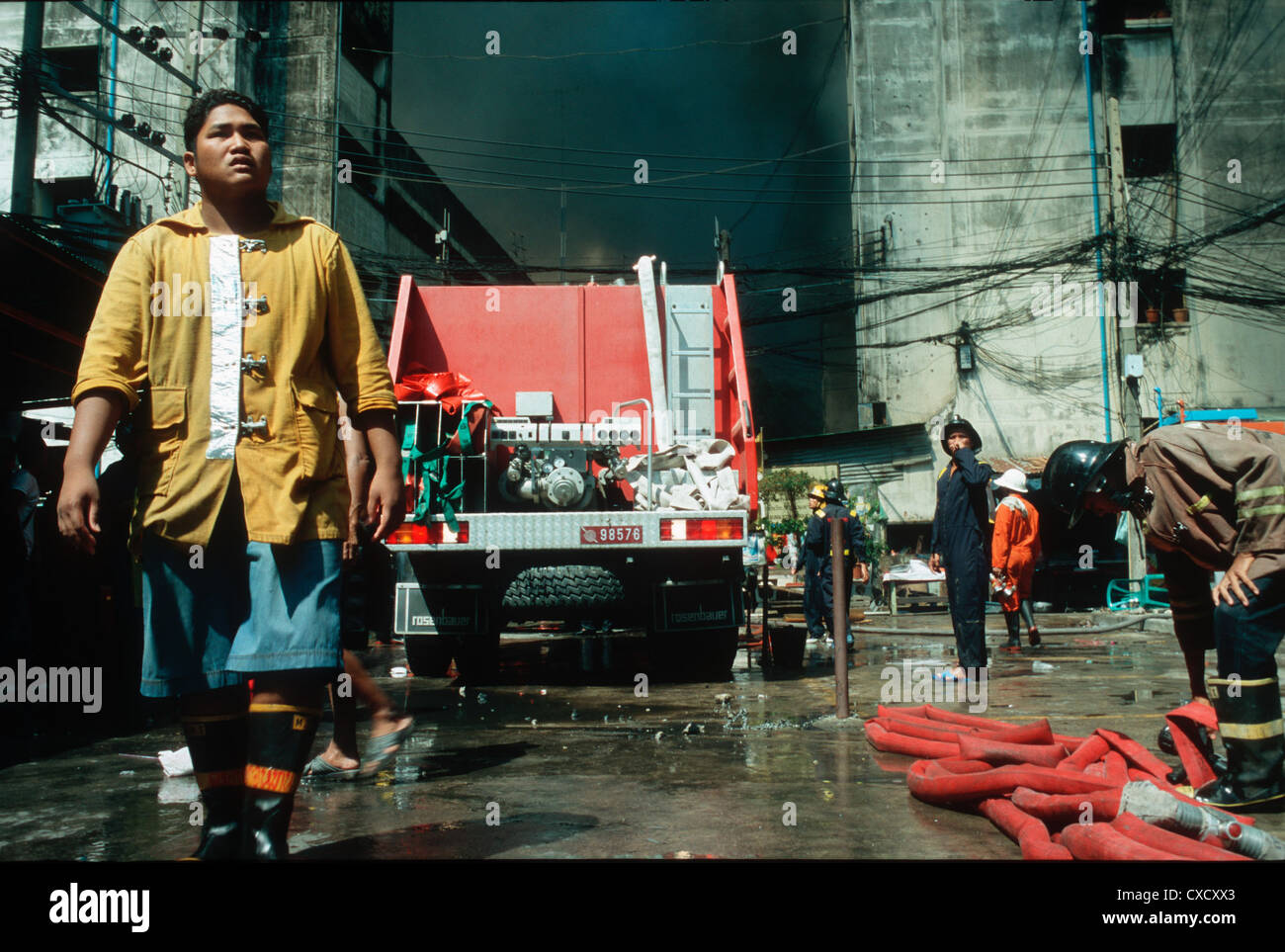 Bangkok, vigili del fuoco in un tripudio Foto Stock