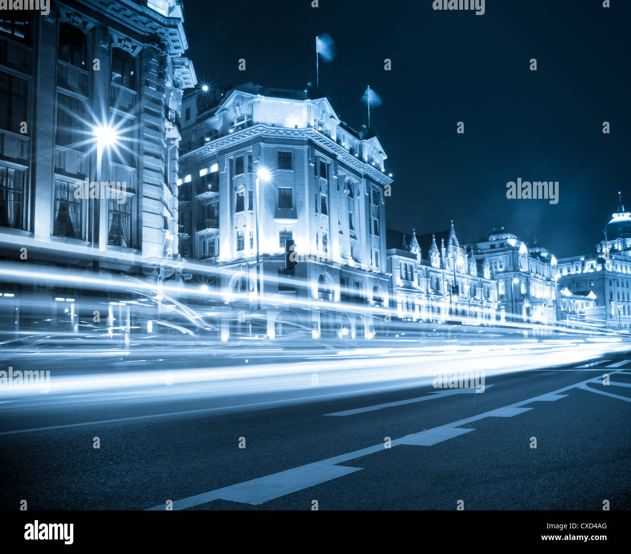 Sentieri di luce sul bund shanghai Foto Stock