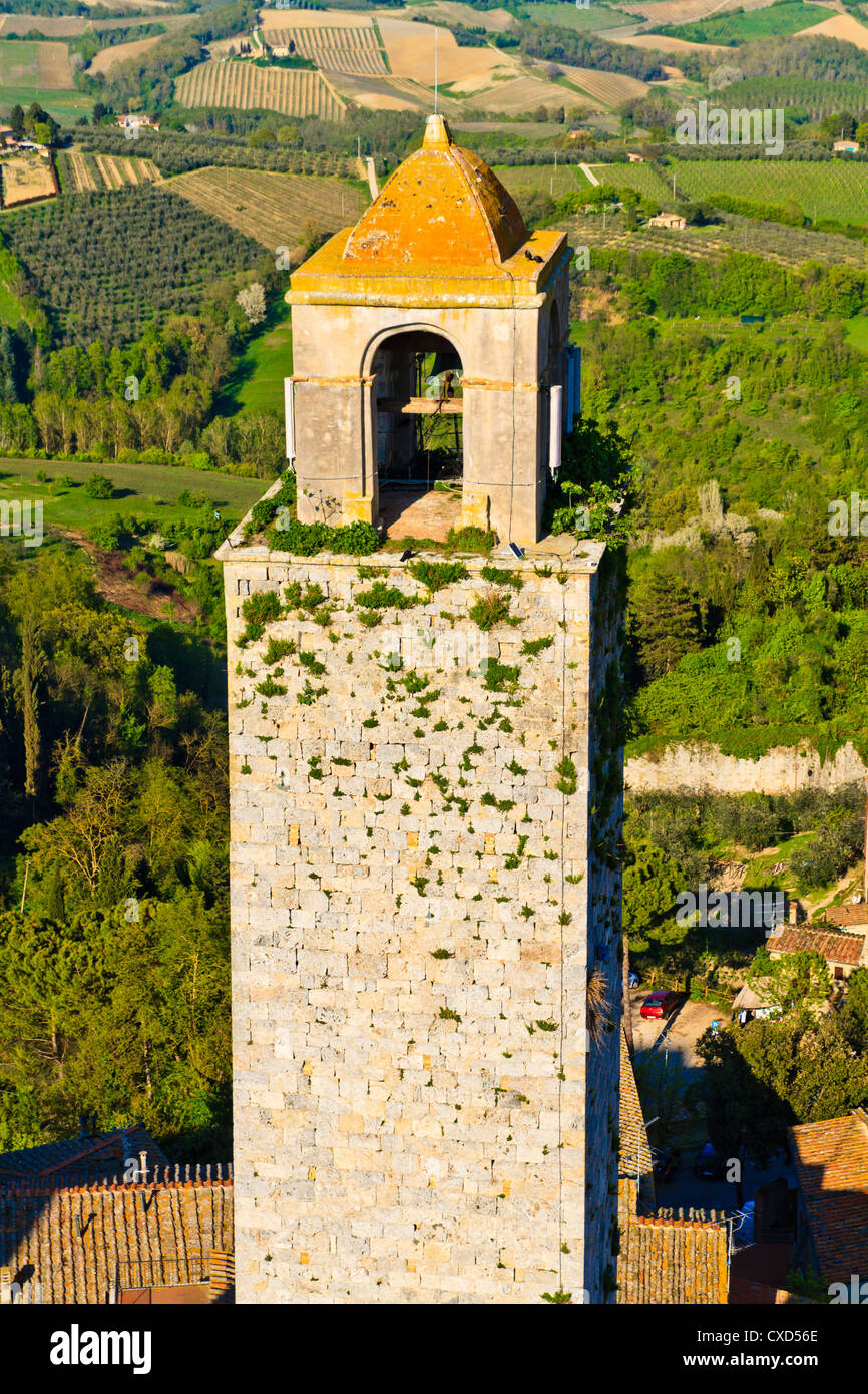 Vista sulla città toscana di San Gimignano, Toscana, Italia Foto Stock