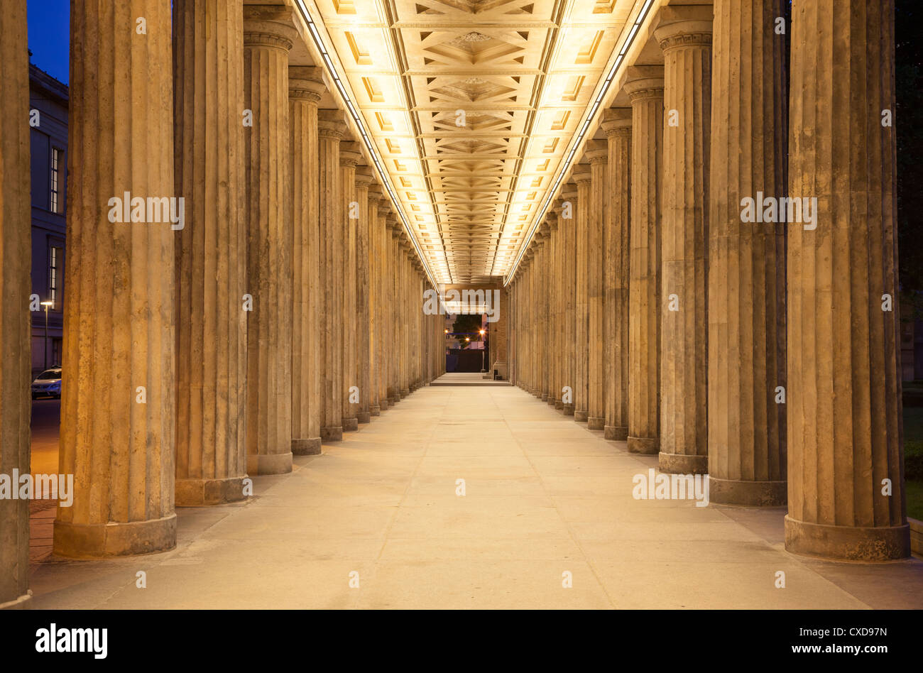 Colonnato da Alte Nationalgalerie di Berlino, Germania Foto Stock