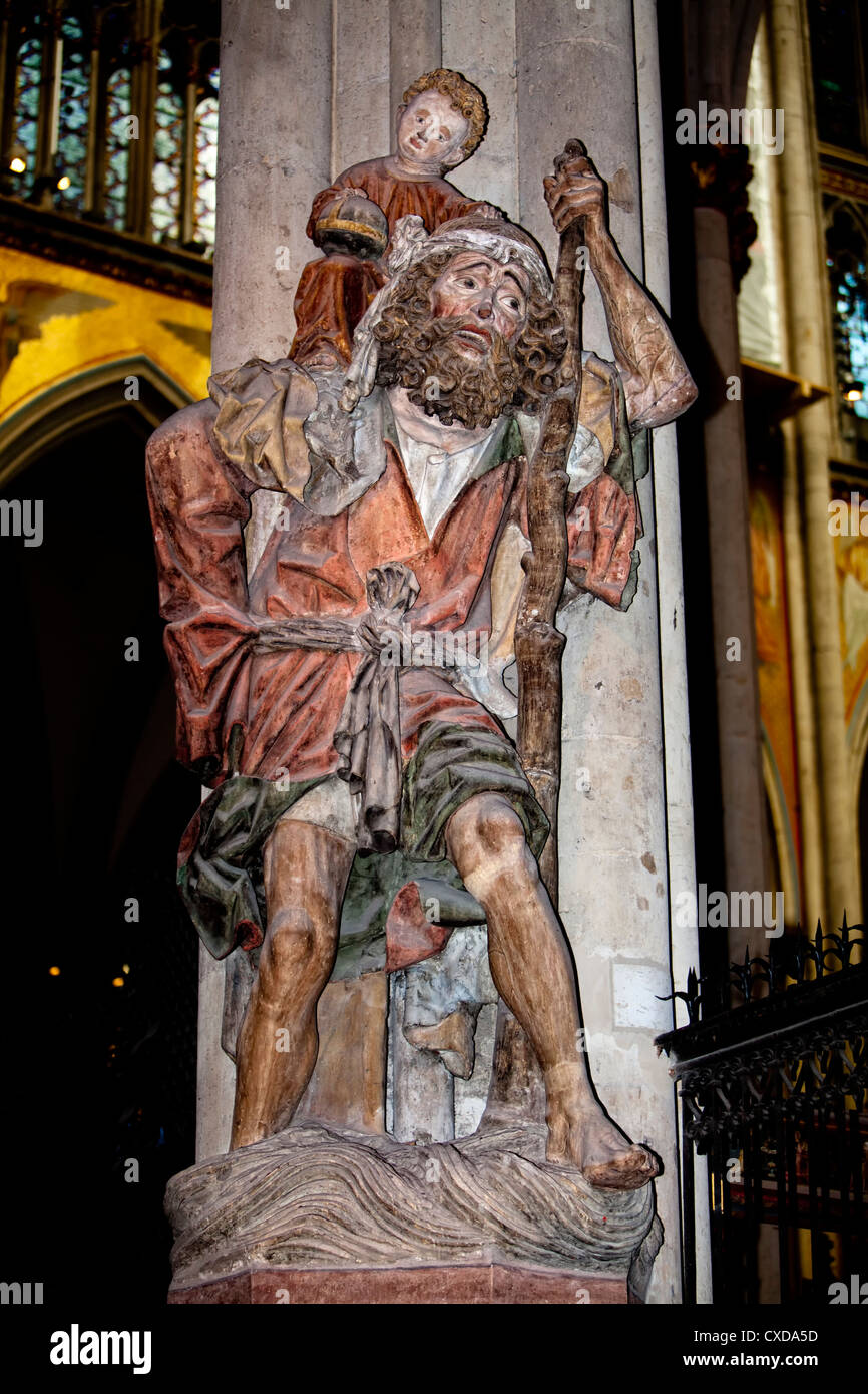 San Cristoforo, figura scolpito nella roccia di tufo da Tilman van der Burch xv secolo Koelner Dom, la cattedrale di Colonia, Germania, Europa Foto Stock