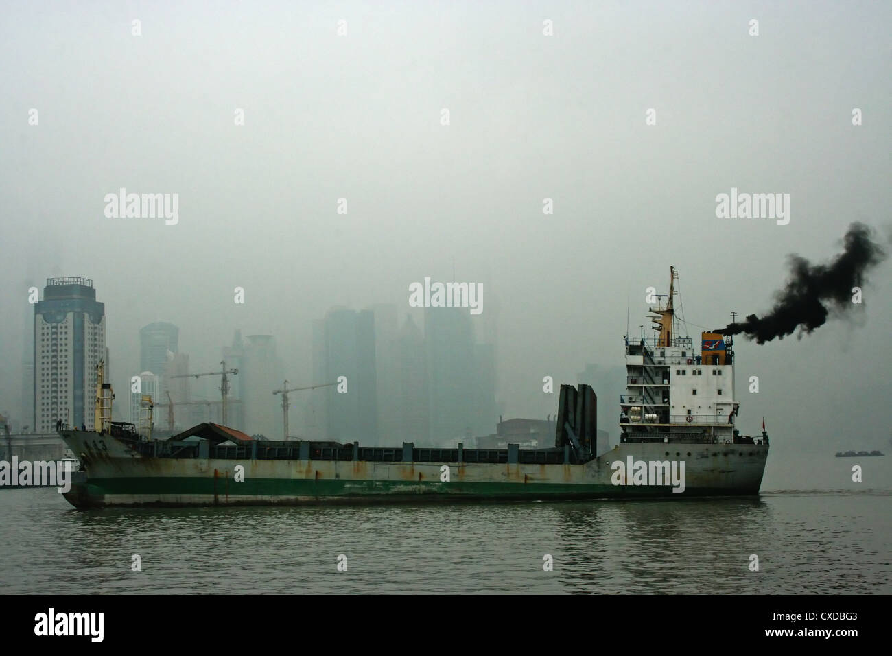 Nave Inquinamento atmosferico Foto Stock