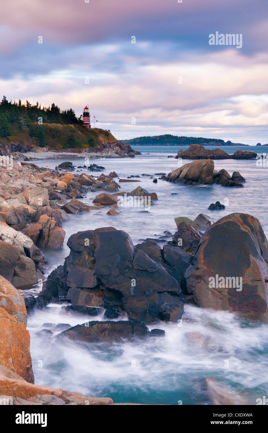 West Quoddy Lighthouse, Lubec, Maine, New England, Stati Uniti d'America, America del Nord Foto Stock