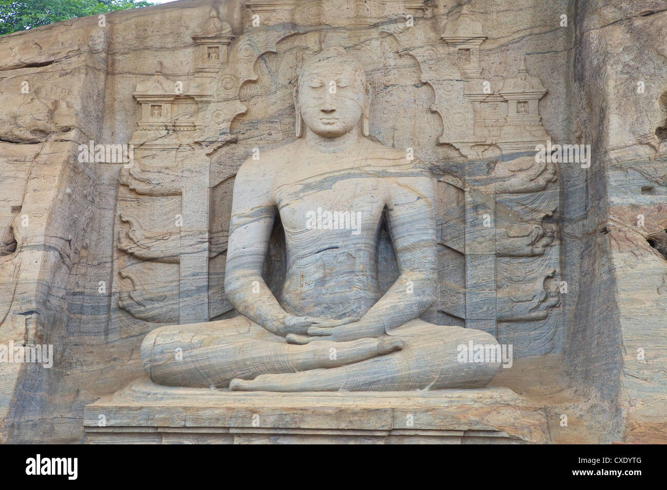 Il Buddha in meditazione, Gal Vihara tempio di roccia, Polonnaruwa, Sri Lanka, Asia Foto Stock