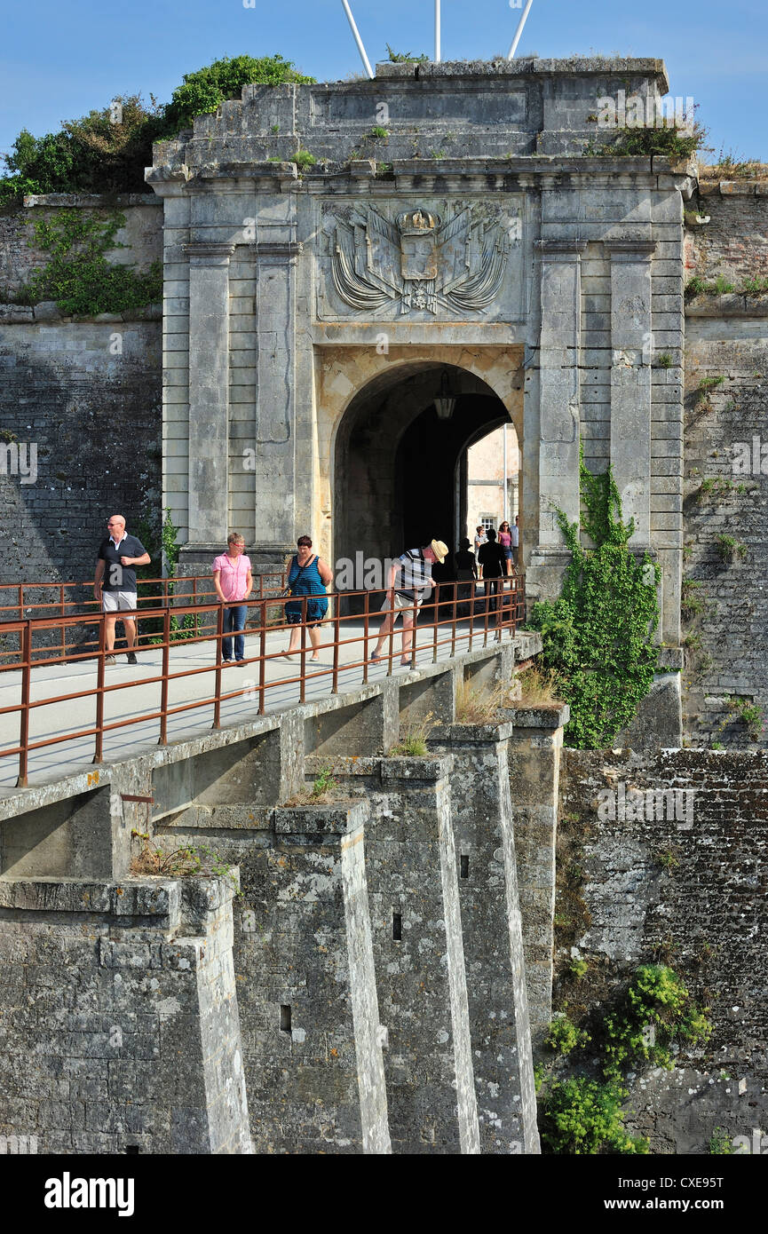 Il cancello di ingresso Porte Royale della cittadella presso Le Château-d'Oléron sull'isola Ile d'oléron Charente Maritime, Francia Foto Stock