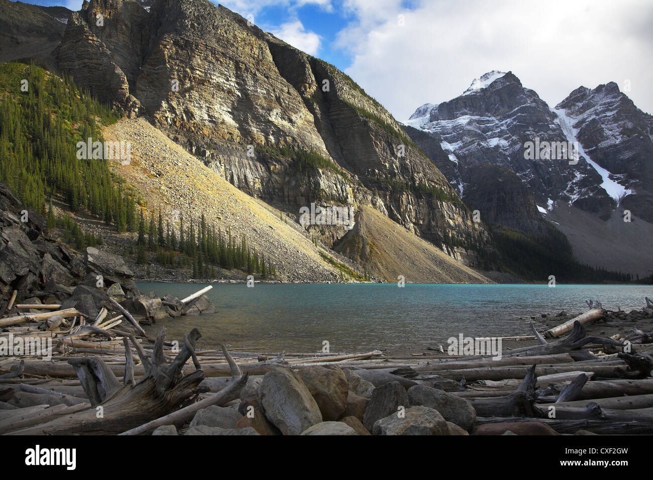 Cold mountain lake Foto Stock