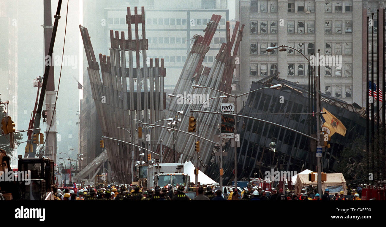 Resti del World Trade Center a seguito di attentati terroristici di settembre 14, 2001 a New York City. Foto Stock