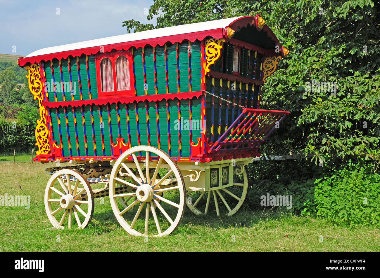 La Gypsy Caravan presso il Weald and Downland Open Air Museum. Foto Stock