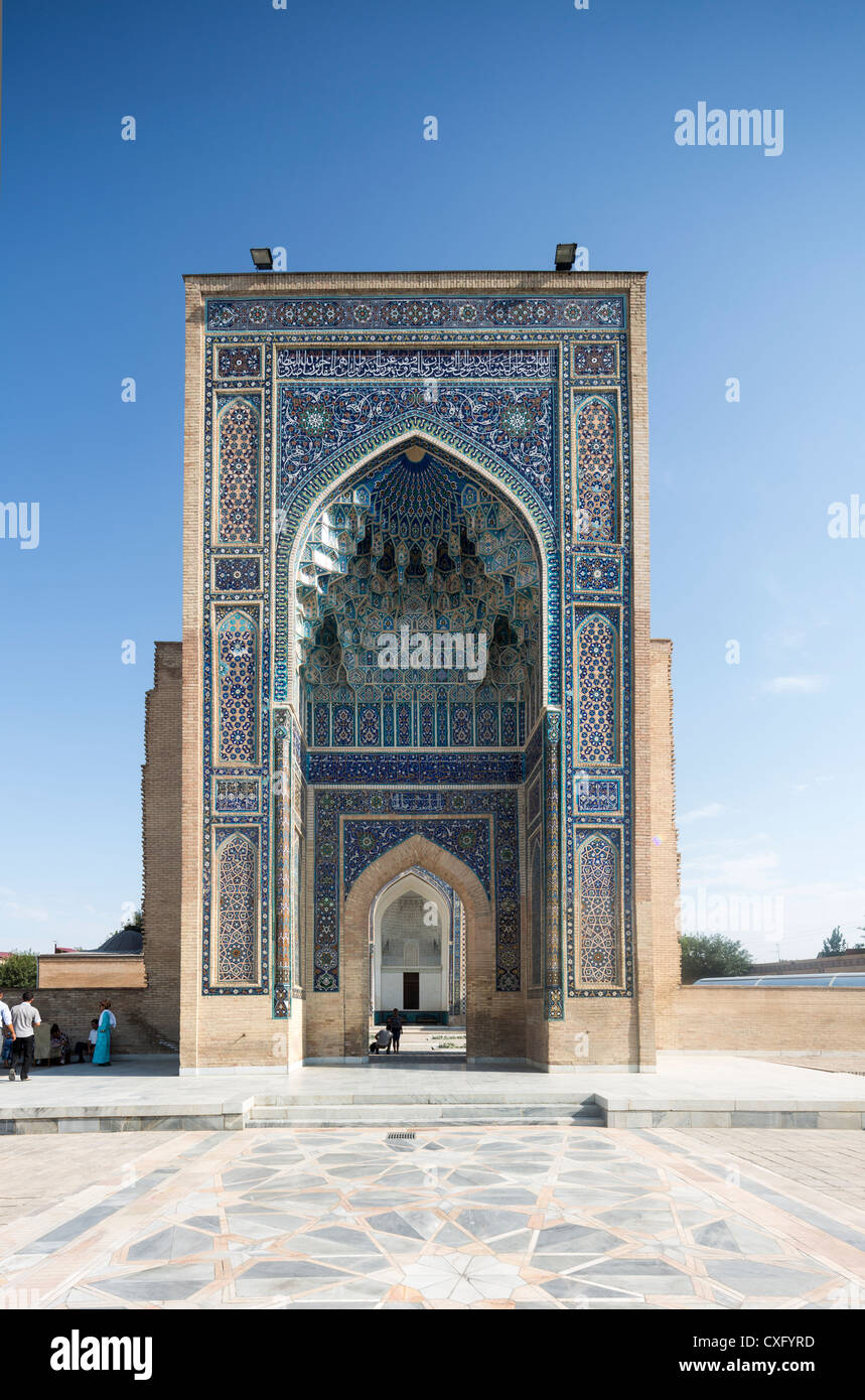 Portale di ingresso, tomba di Tamerlano, Samarcanda, Uzbekistan Foto Stock