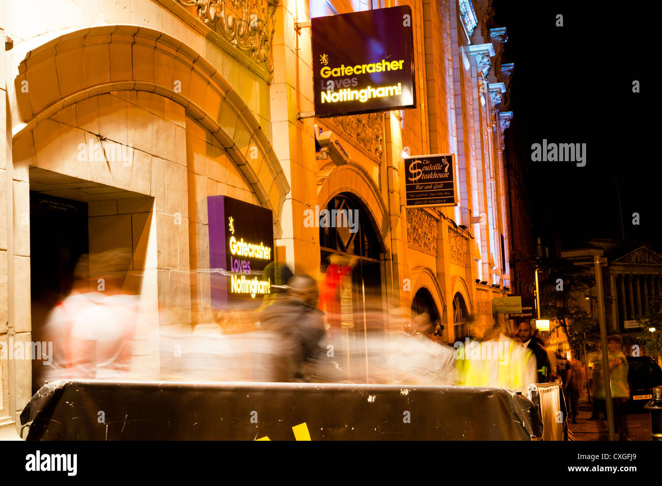 Studente di notte. Gli studenti di andare in un night club. Il nightclub Gatecrasher, Nottingham, Inghilterra, Regno Unito Foto Stock