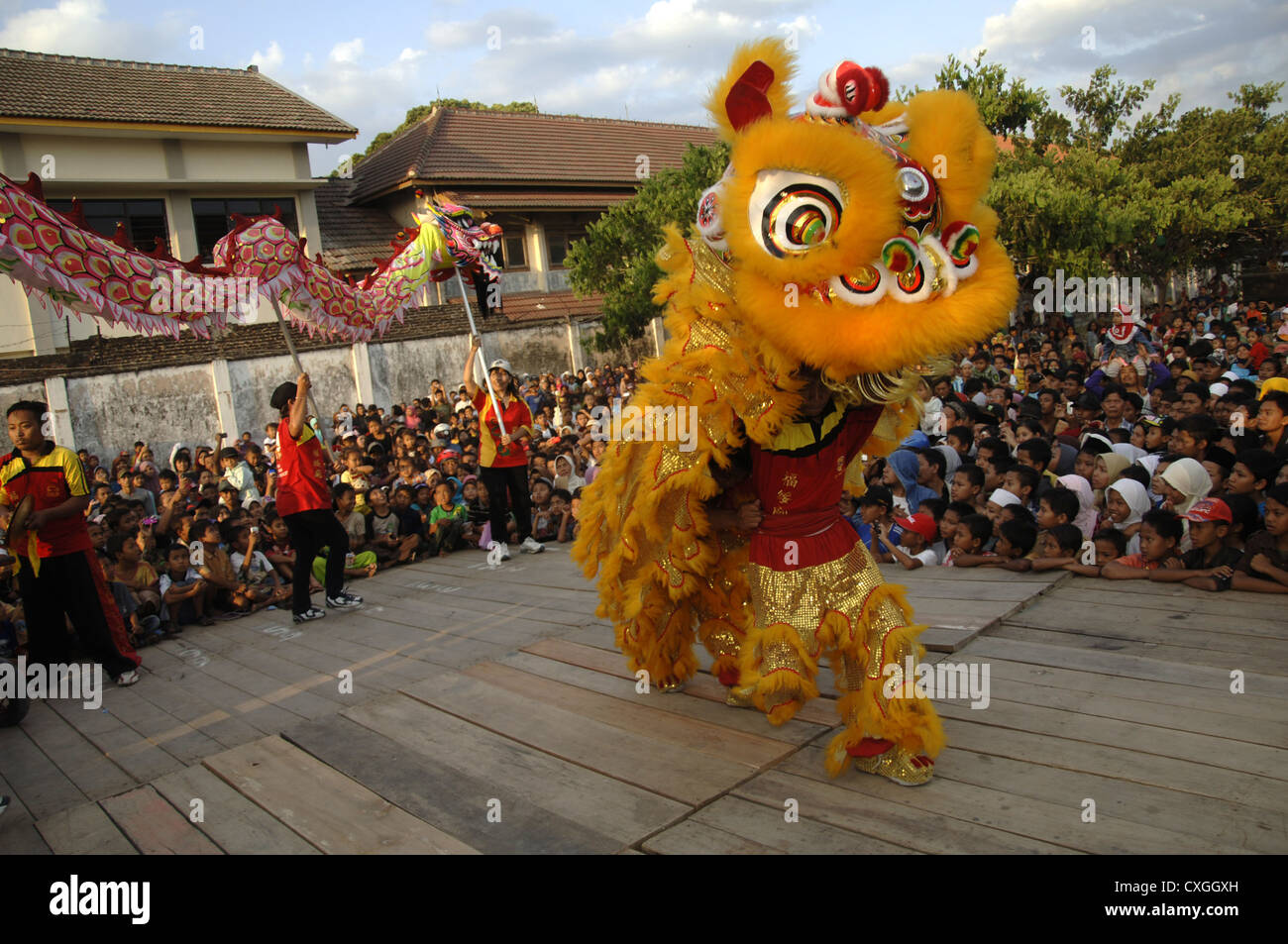 Lion danzatori nazionali antended Lion Dance Festival in Jombang, East Java. Foto Stock