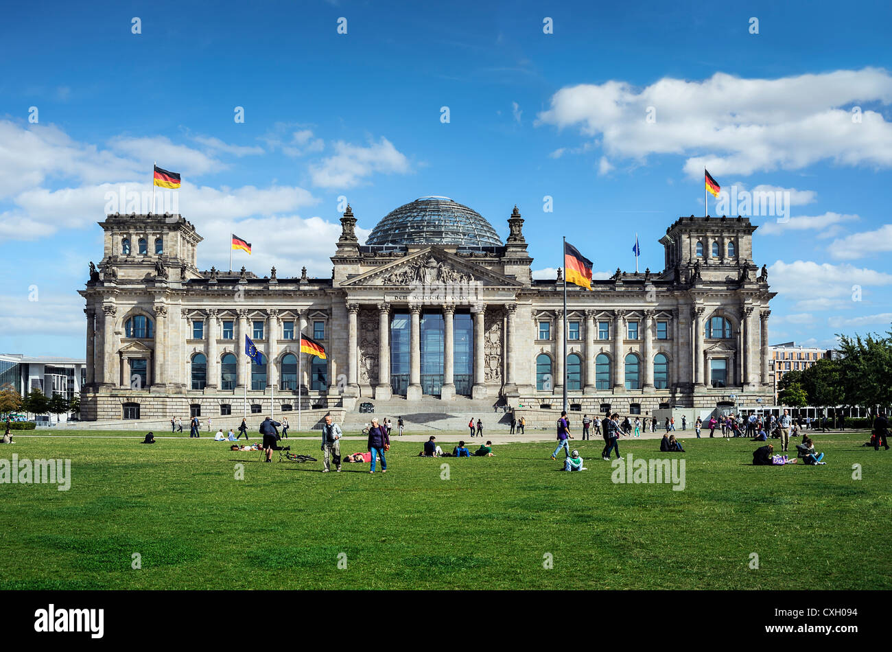 Il palazzo del Reichstag, sede del parlamento tedesco a Berlino, Germania, Europa Foto Stock